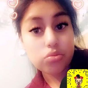 Meet your Posher, Fatima